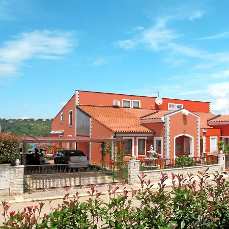 Apartamento Maria By Interhome Pula