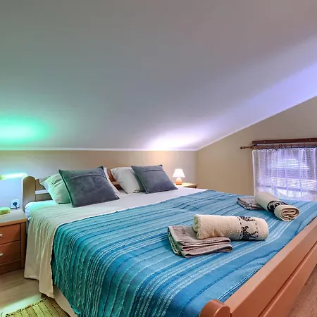 Apartamento Maria By Interhome Pula