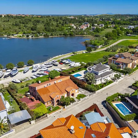 Maria By Interhome *